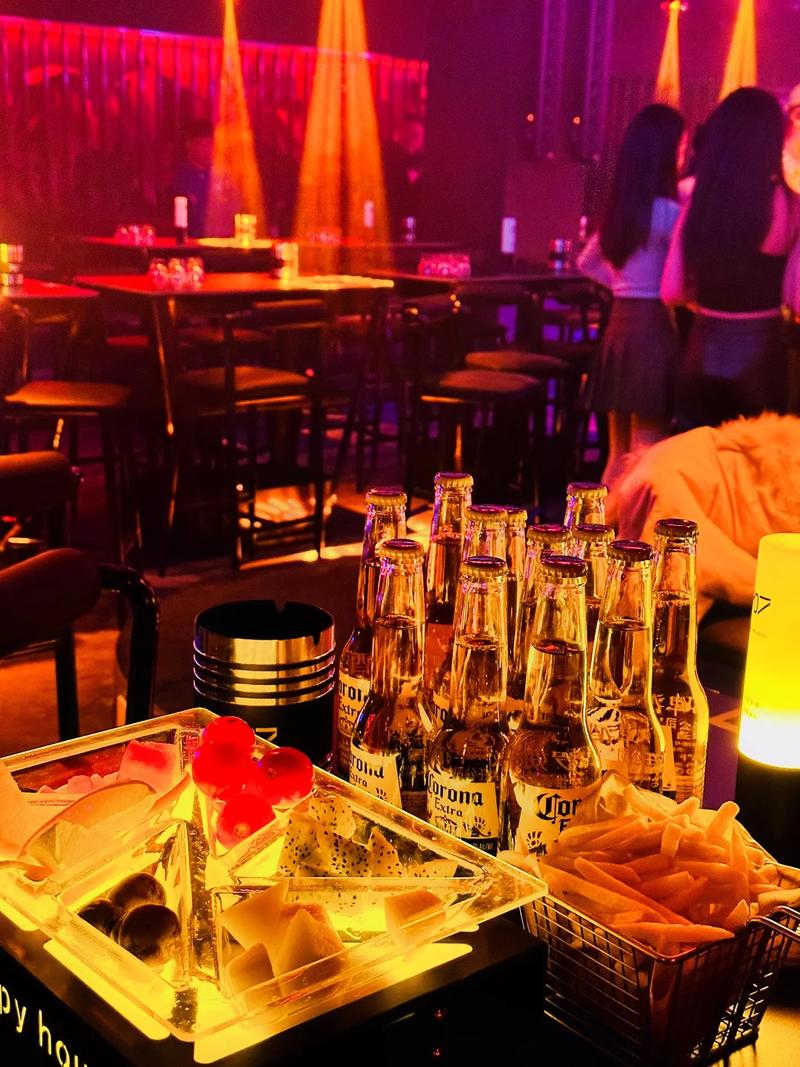 性价比商务ktv首选-常德商务ktv-鼎城区ktv预订